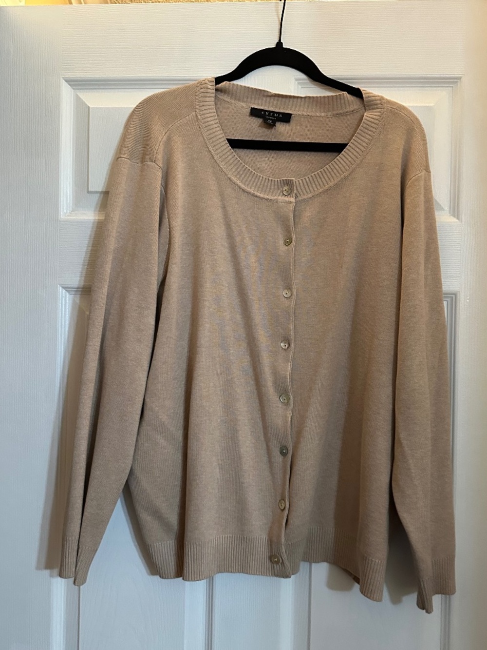 Cyrus Women Oatmeal Heather Button Front Cardigan Sweater 3X NWT